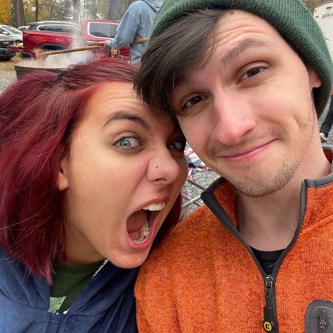 McCabe Family Applebutter 2023