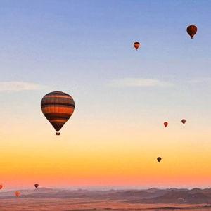 Honeymoon- Hot-Air Ballooning in the Desert