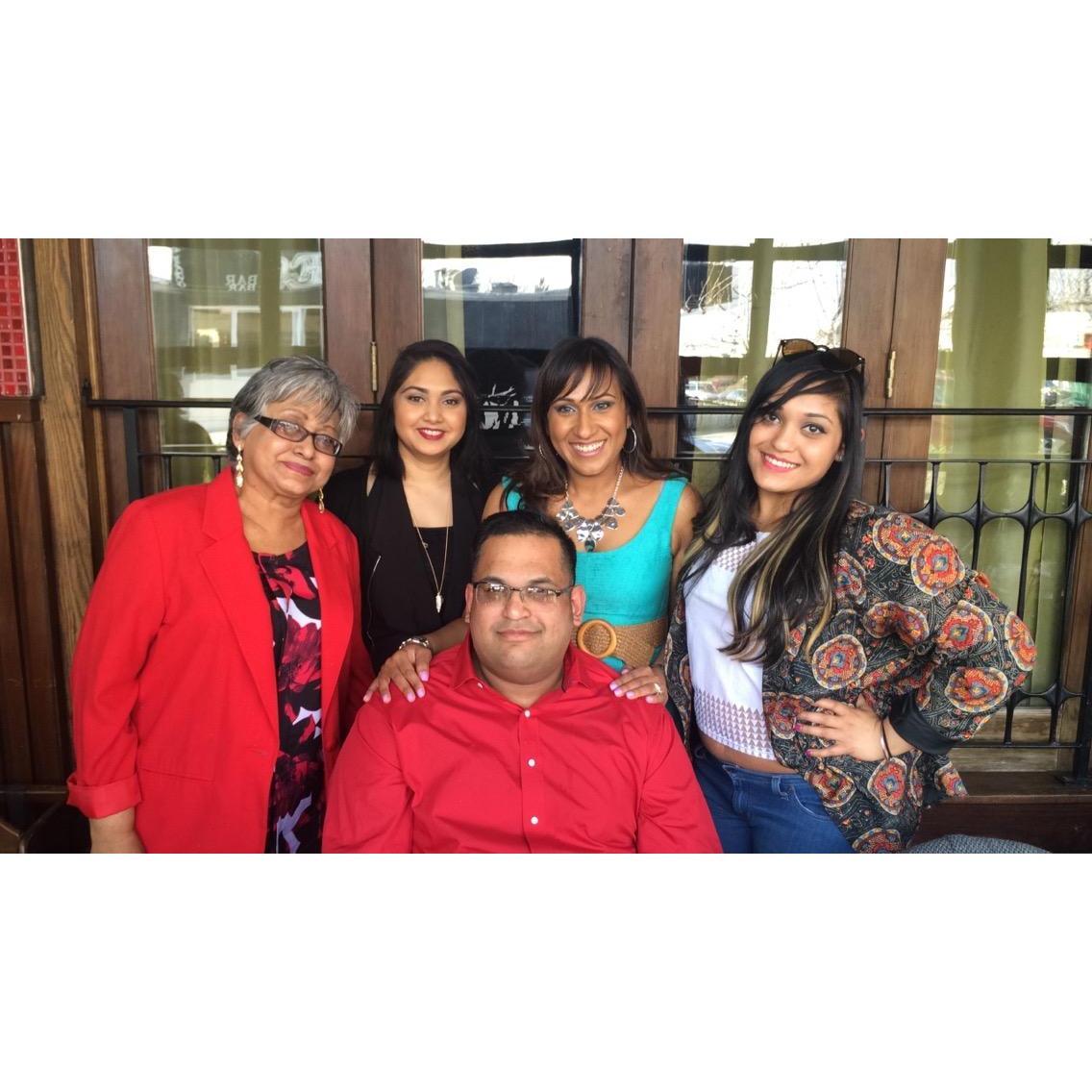 Mom, Farhana, Farah, Anya & David