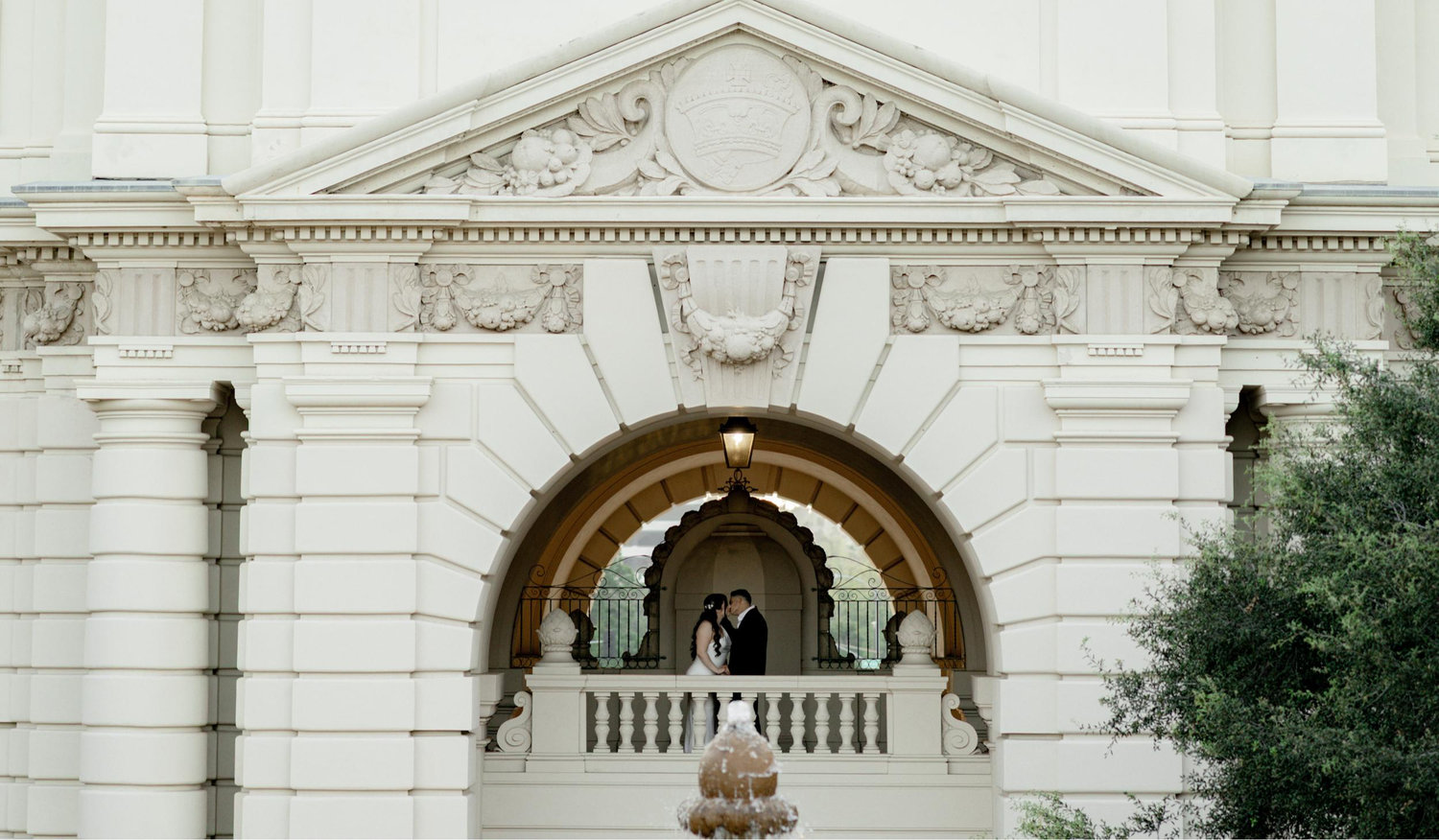 The Wedding Website of Emily Flores and Miguel Flores