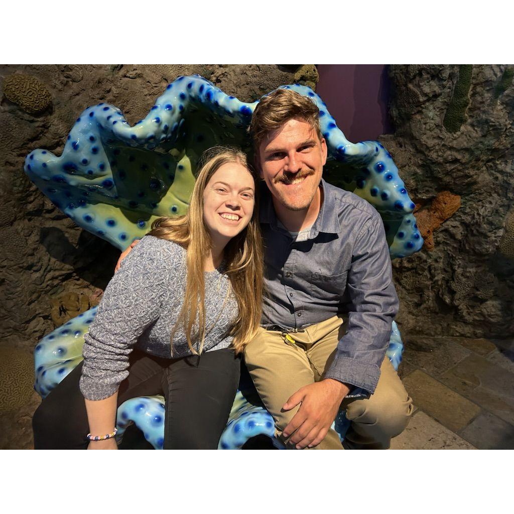 A fun aquarium date!