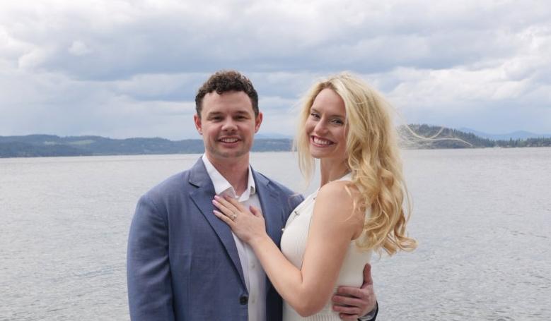 The Wedding Website of Lindsay Rosenthal and George Stathakis