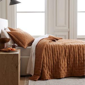 European Linen Dream Quilt in Terracotta
