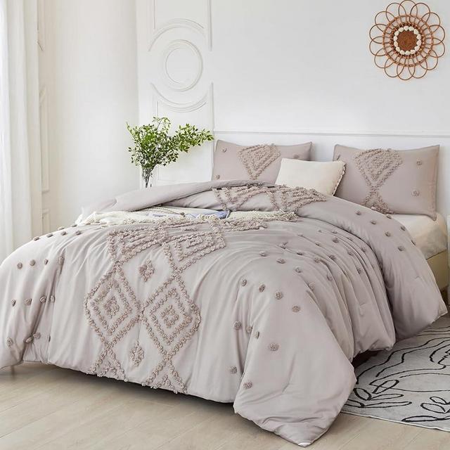 PERFEMET Oatmeal Boho Bedding Sets Queen 3 Pieces Taupe Geometric Tufted Comforter Set Soft Embroidery Jacquard Vintage Bed Comforter Set with Diamond Tufts(Oatmeal, Queen)