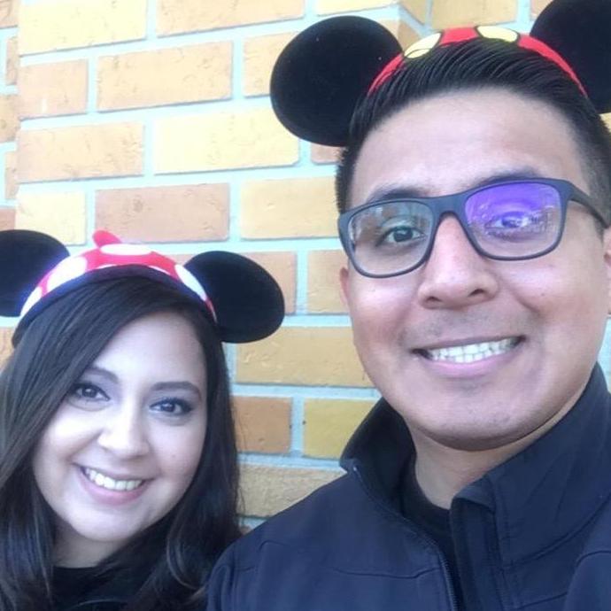 Mickey & Minnie selfie!