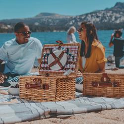 Picnic Time 2-Person Catalina Picnic Basket