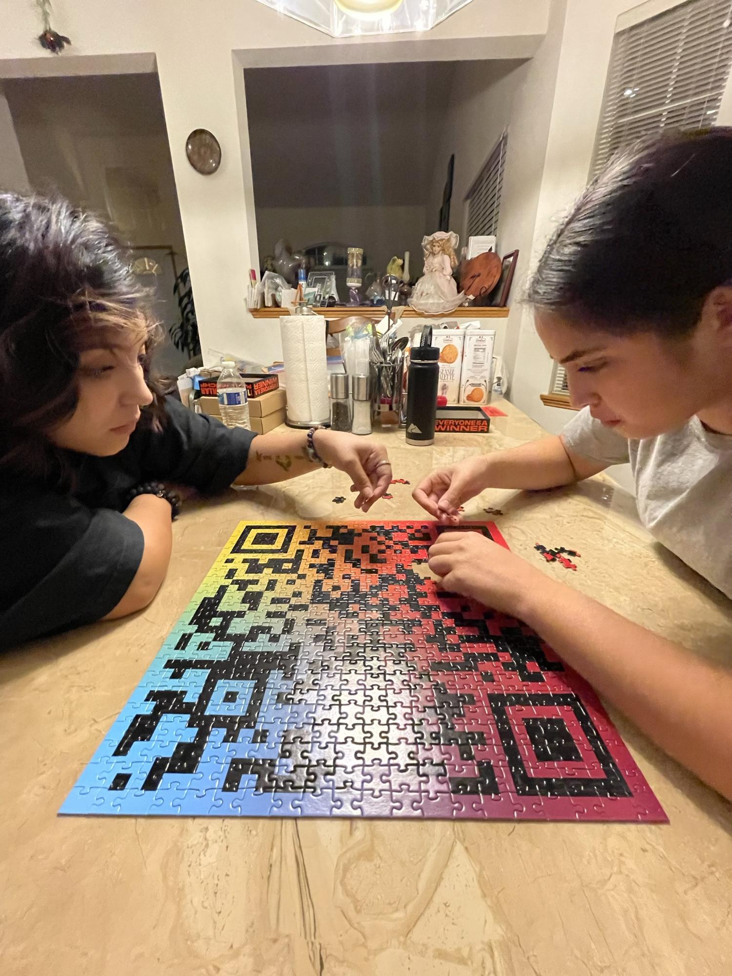 Alexia, Ari & I putting together the Million $ Puzzle 🧩 but left with with ¢25 earning😑🙄