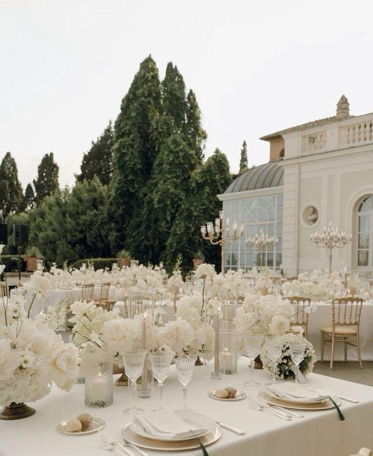 The Wedding Website of Kyle Richards and Vera Smith