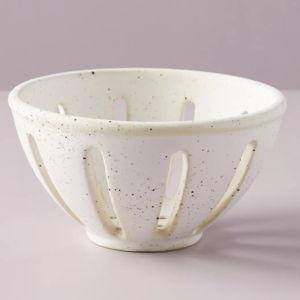 Cottage Stoneware Berry Basket