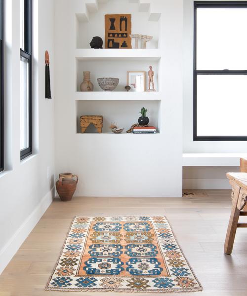 Rug: Armon 3' x 4'2'