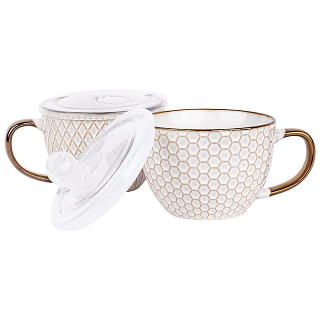 KooK Ceramic Soup Mugs, Embossed, with Handle and Vented Plastic Lid, Perfect for Overnight Oats, Microwave and Dishwasher Safe Travel Cups, Cream with Gold Accents, 18 oz, Set of 2, (Rounded Set)