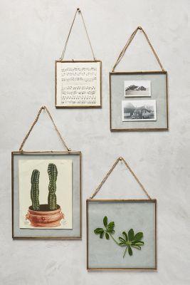 Viteri Hanging Frame