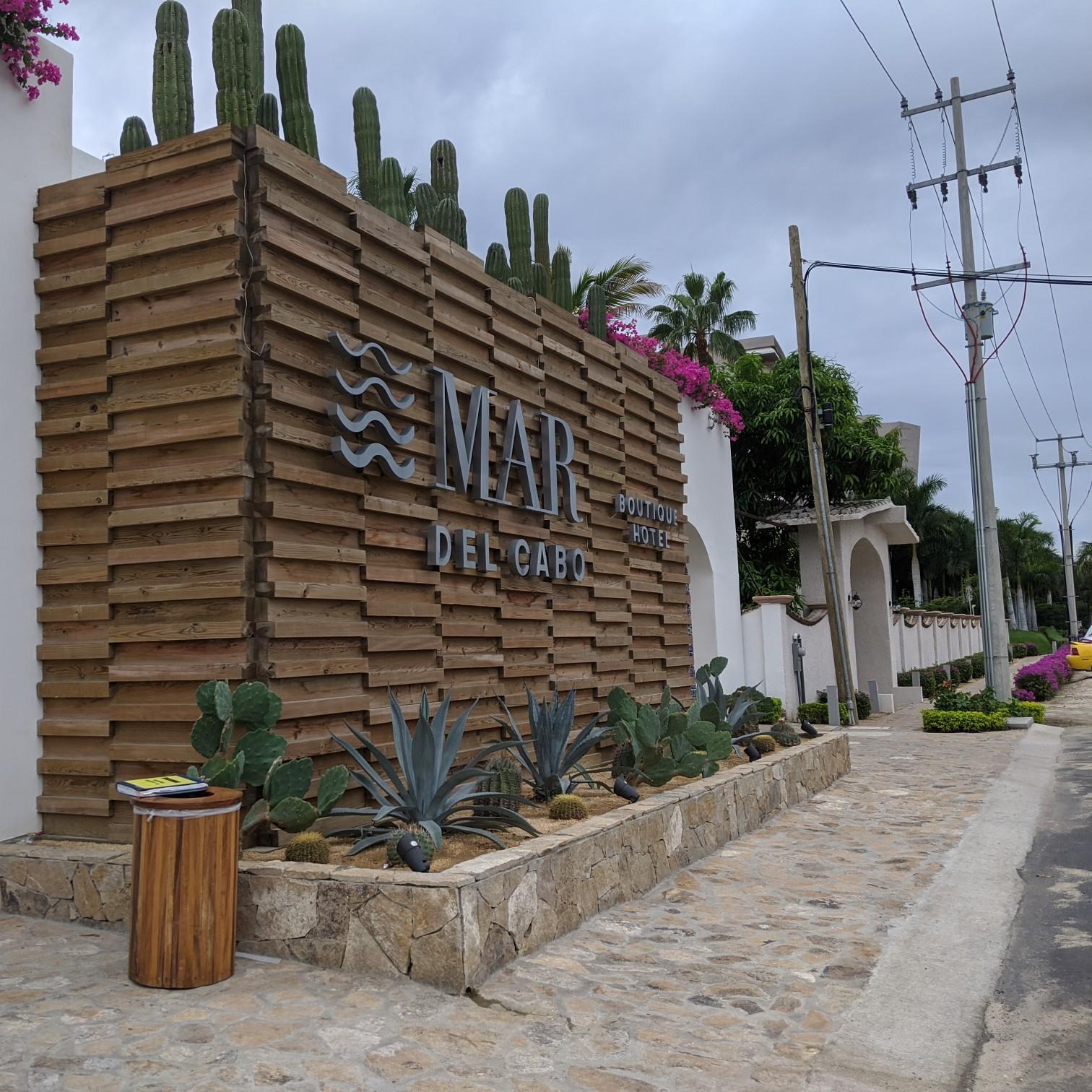 The entrance to the hotel