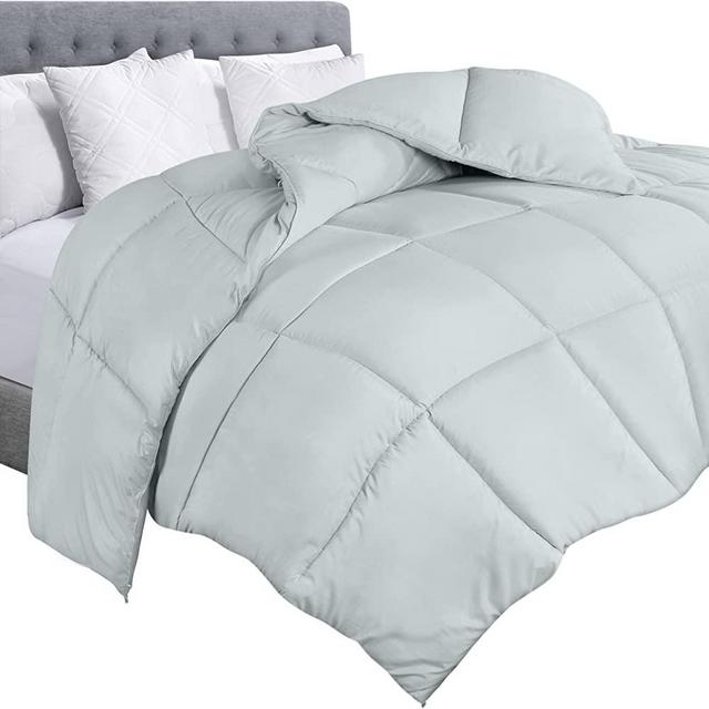 Utopia Bedding Comforter Duvet Insert - Quilted Comforter with Corner Tabs - Box Stitched Down Alternative Comforter (Queen, Light Grey)