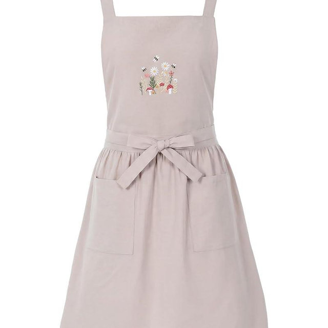Cotwinter Embroidery Pinafore Apron Dress for Women with Pockets Floral Bee Chef Cotton Apron for Kitchen Cooking Gardening