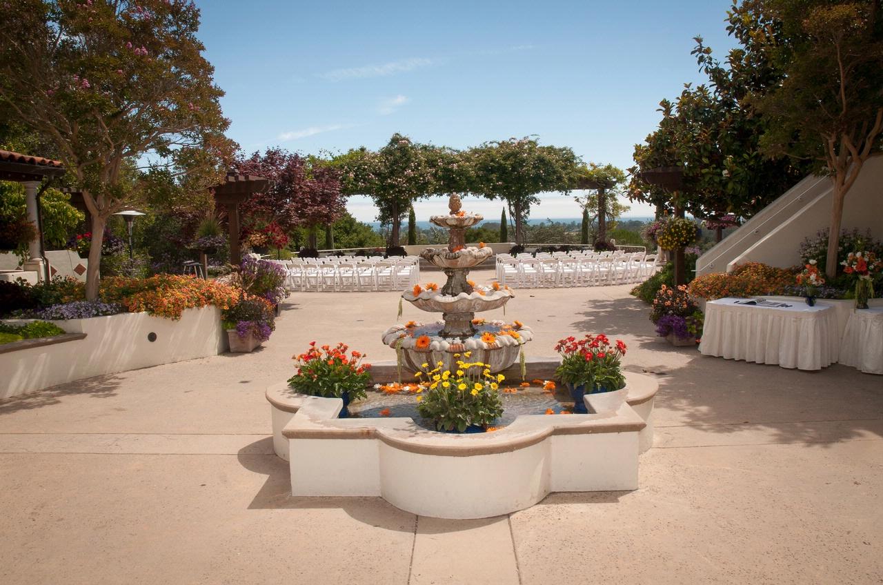 The Wedding Website of Alison Ayers and David Rodriguez