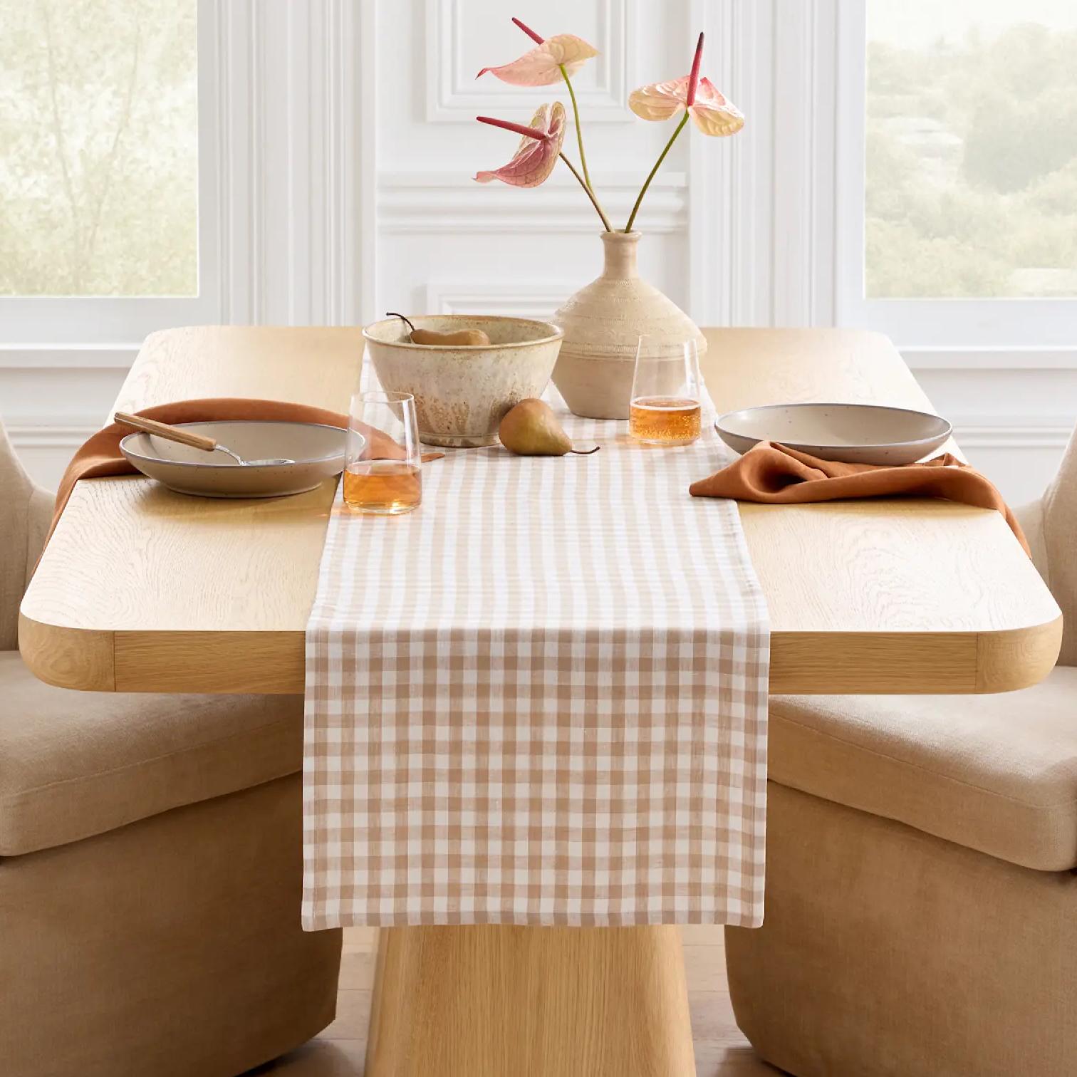 Linen Table Runner in Cafe Gingham