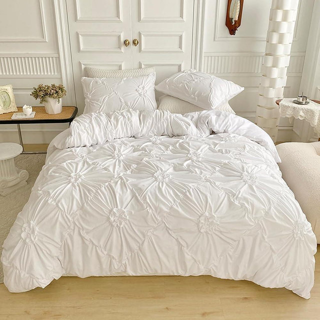 Rvciby Women White Flower Duvet Cover King Size,3PCS Soft Microfiber Bedding Set,Boho Textured Geometric Pattern Duvet Cover with Corner Ties & Zipper Closure (104"x90"-1 Duvet Cover,2 Pillow Cases)