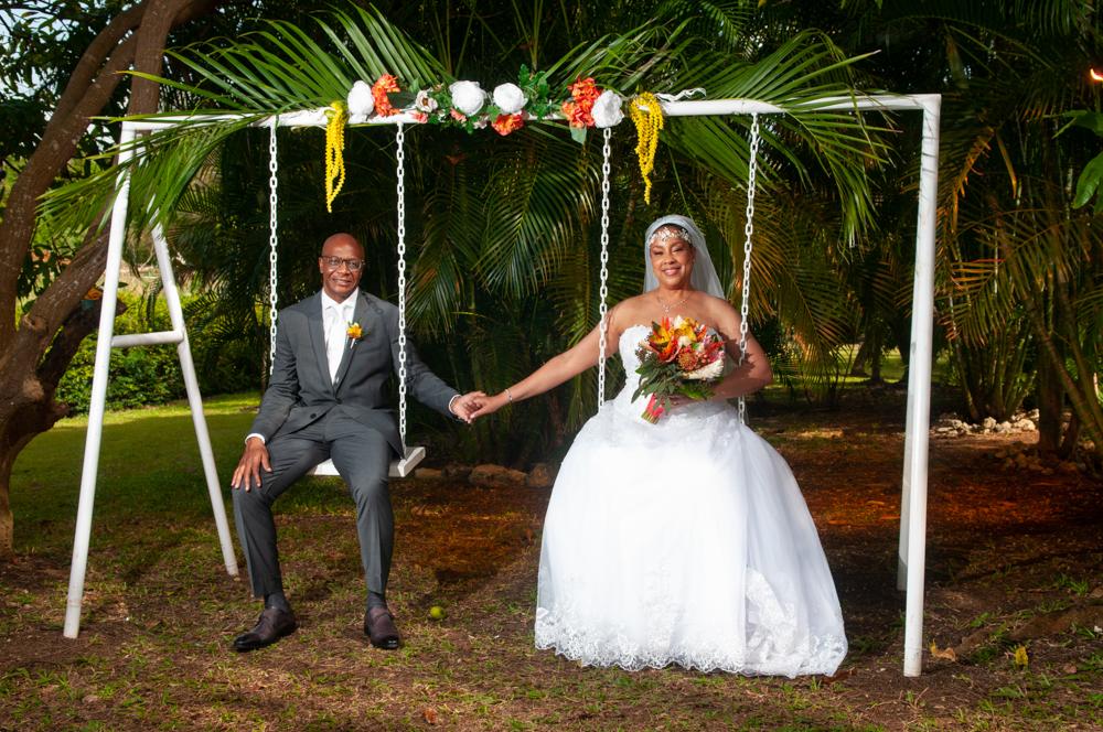 The Wedding Website of Onjalique Clark and Tyrone Griggs
