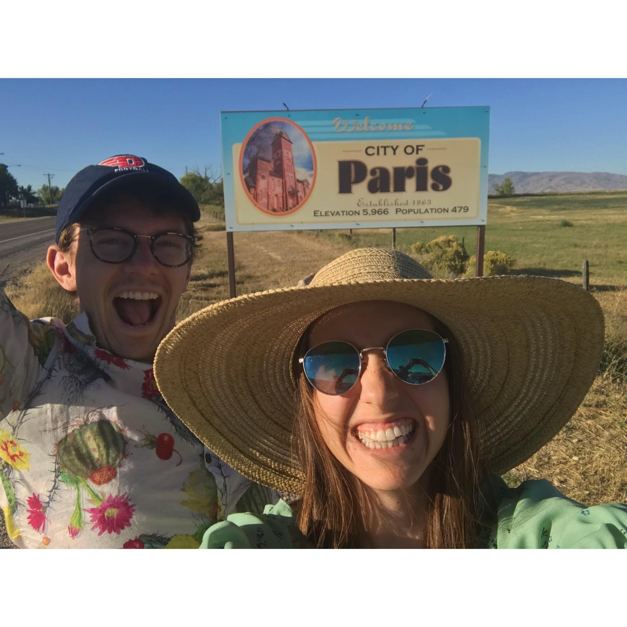 Paris, ID!