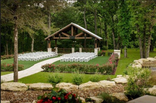 The Wedding Website of Jennifer Dixon and Travis Dixon