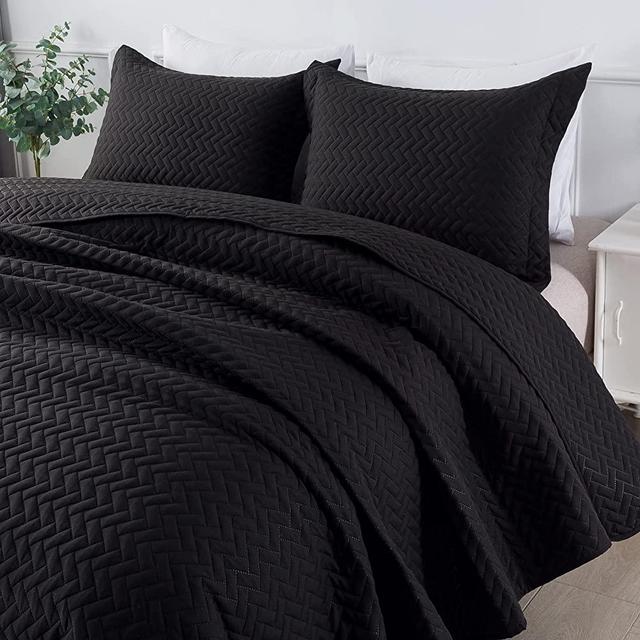 DOWNCOOL Black Quilt Sets Queen with 2 Pillow Cases - 3 Pieces Quilt Sets - Soft Bedspread Coverlet Bed Cover for All Season - Queen Size (90"x96")