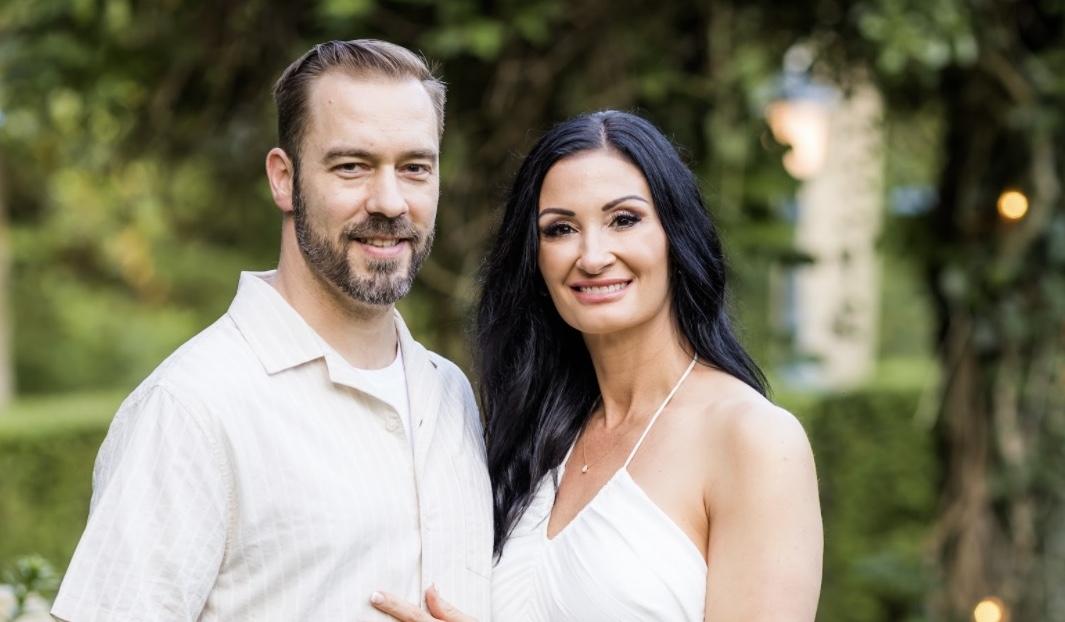 The Wedding Website of Jessica Asadsangabi and Shawn Stachler