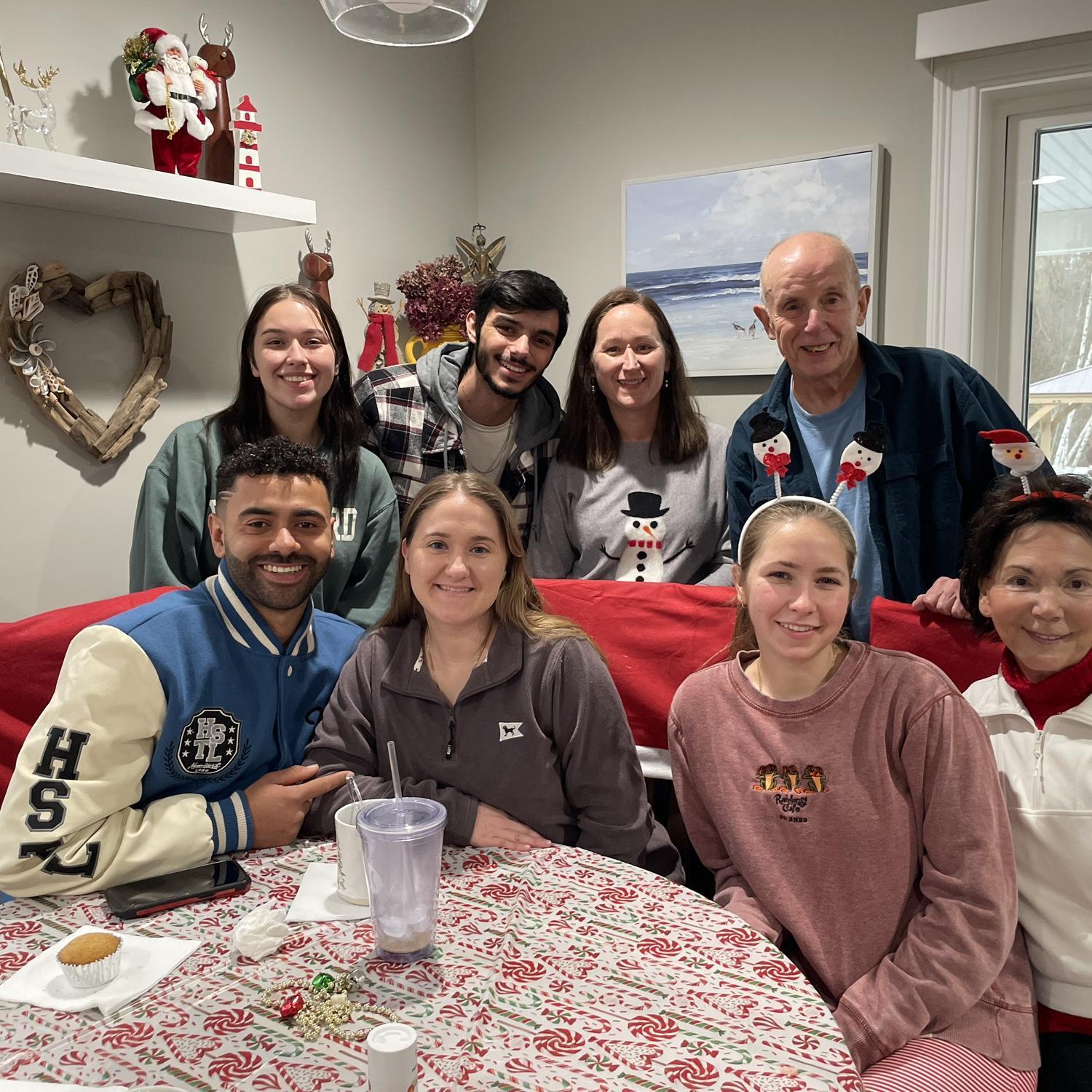 1st Christmas Day Brunch (as a married couple). Surrounded by family, food, and good vibes! 2025