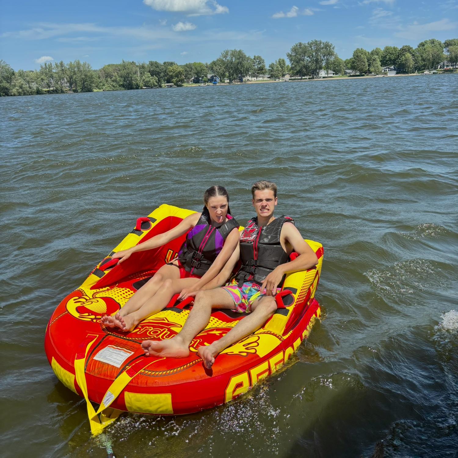 TUBING🤪!!