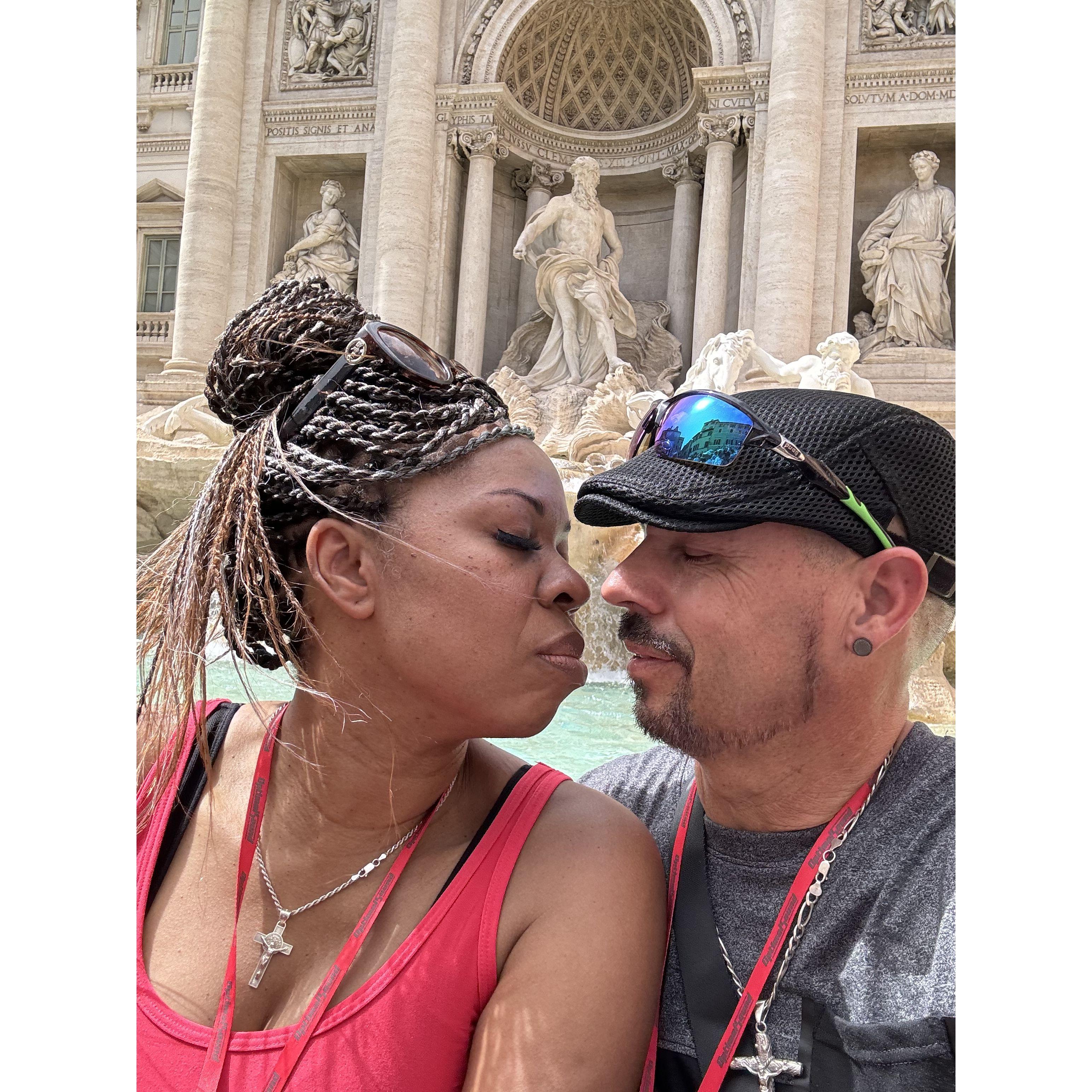 Trevi Fountain, Rome, Italy