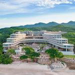ABOUT THE RESORT: