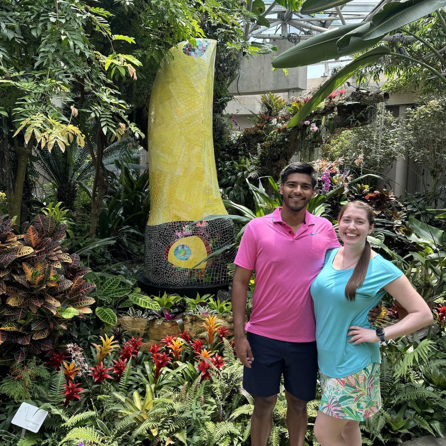 Exploring the San Antonio Botanical Garden / Explorando el Jardín Botánico de San Antonio