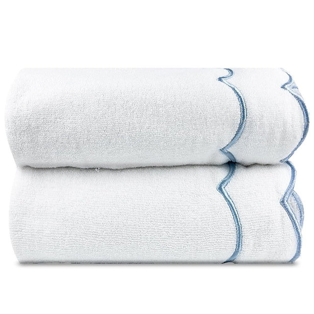 laoyuandamai 2 Pcs 100% Cotton Bath Towels for Bathroom，27 * 54 Inch Scalloped Bath Towels Embroidered Decorative 500 GSM Soft Absorbent Bath Towel for Bathroom Hotel Spa Sport Yoga (Blue)