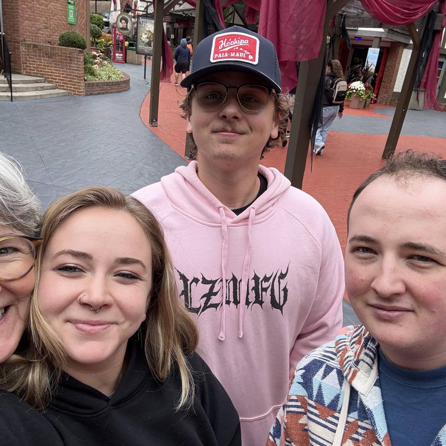 Candy, Liz, Spencer, and Hunter enjoying roller coasters in Busch gardens! Can you tell the couple are adrenaline junkies?