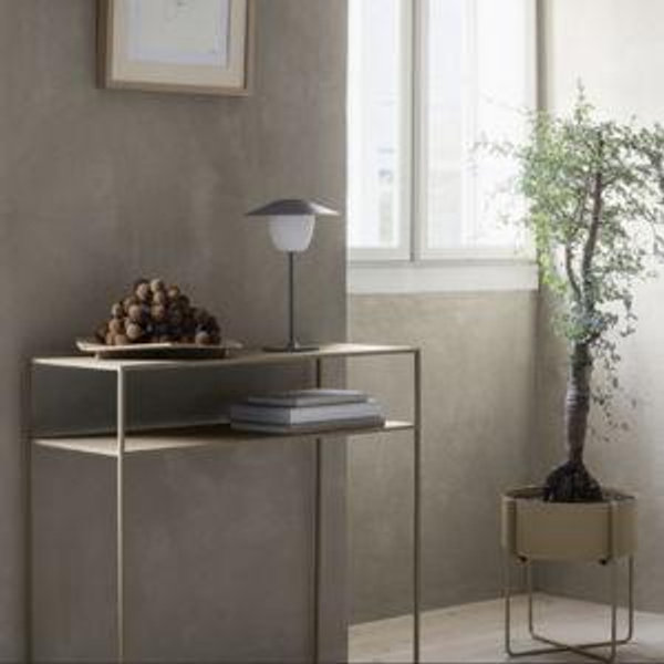 Fera Pedestal Table with Shelf
