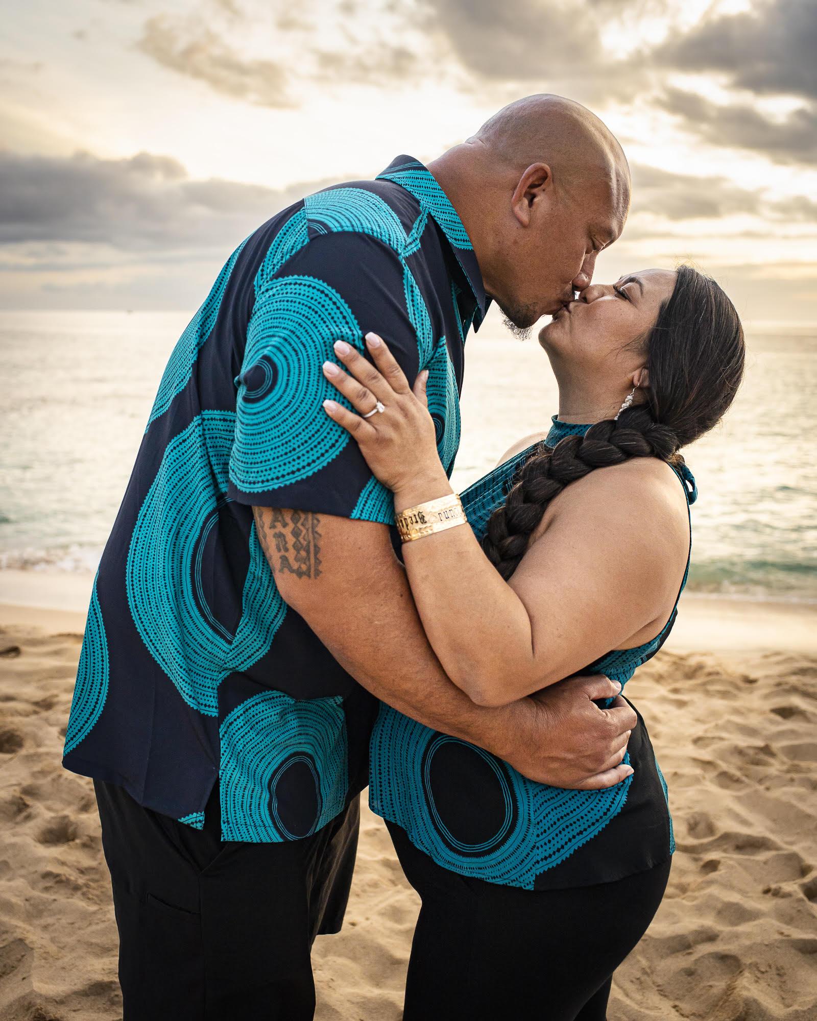 The Wedding Website of Shaunarae Soares and Brede Kaopio