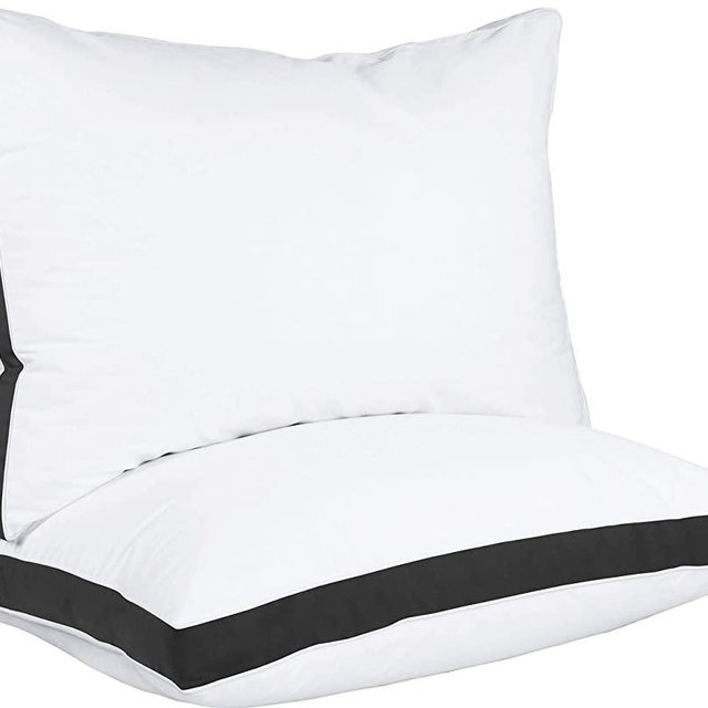 Utopia Bedding Gusseted Pillow (2-Pack) Premium Quality Bed Pillows - Side Back Sleepers - Black Gusset - King