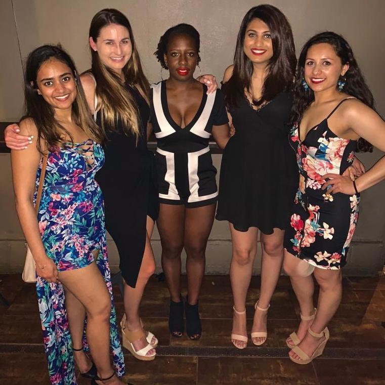 Amy with her fellow 4th year residents, without whom she might not even be a happy 4th year resident!