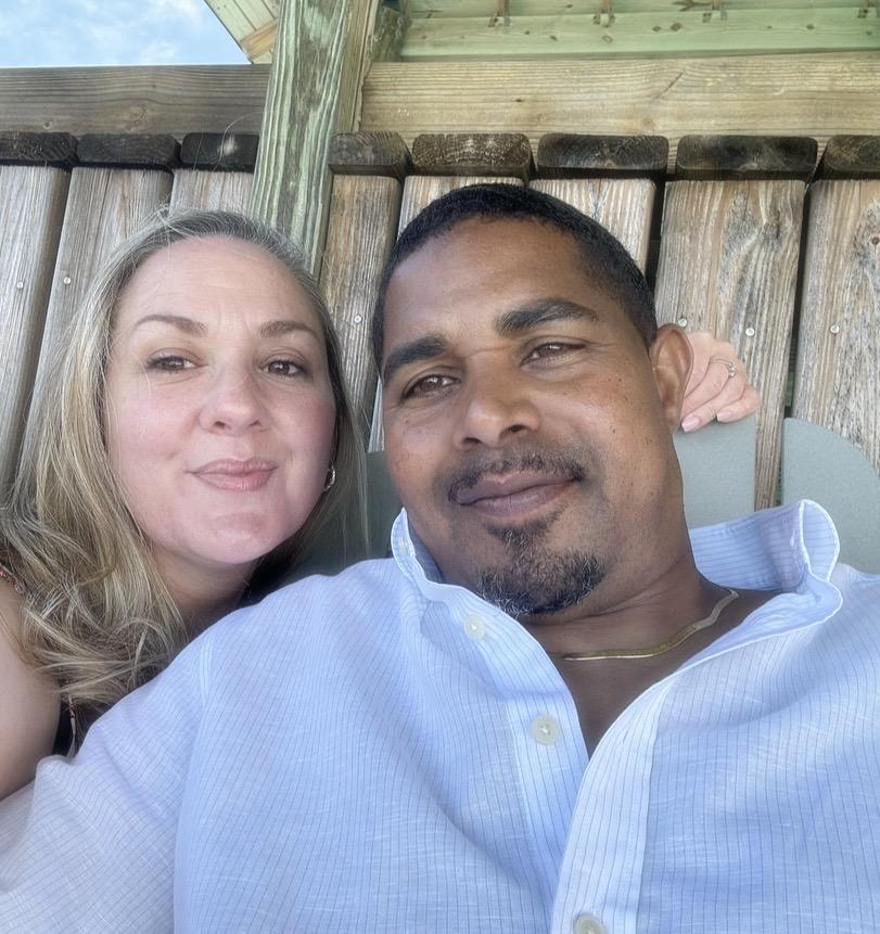 e372adc4-fffd-4317-8916-54d4855b1097