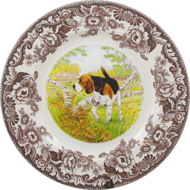 Spode Woodland Plate, Beagle | Hunting Cabin, Lodge, and Cottage Décor | Made in England from Fine Earthenware | Microwave and Dishwasher Safe (10.5 In)