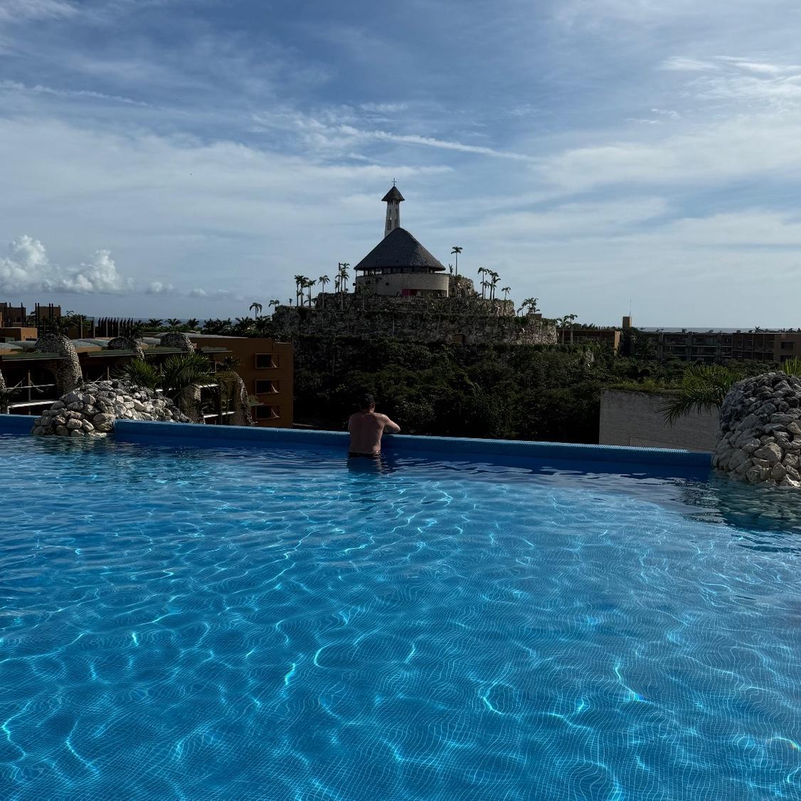 Rooftop pool