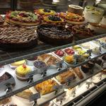 C'est La Vie French Bakery & Cafe