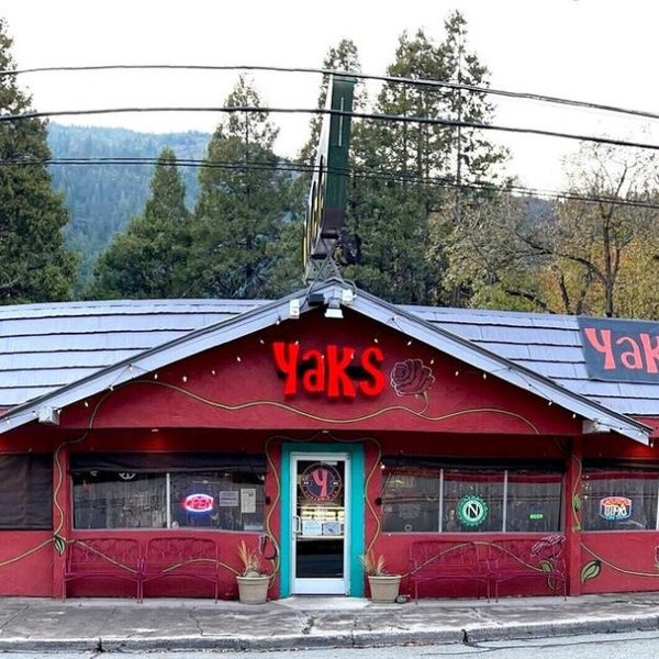 Dinner at Yaks on the 5