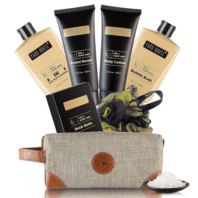 Yard House Mens Bath and Body Gift Set - Musk and Blonde Woods - Luxury Christmas, Birthday, Fathers Day Gifts From Daughter, Wife, Son For Dad, Husband - Relaxing Spa Kit for Him in Toiletry Bag