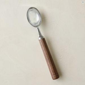Magnolia: Ice Cream Scoop