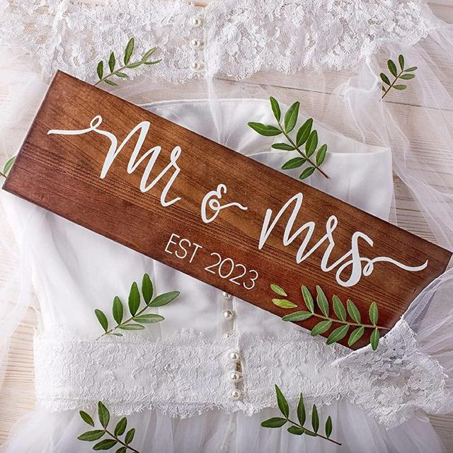 Craftwize Mr and Mrs Sign - Brown (Wedding Gift Box Included), 2023 Large ~ Unique Wedding Sign, Newlywed Gift, Mr and Mrs Gifts, Wedding Table Decoration