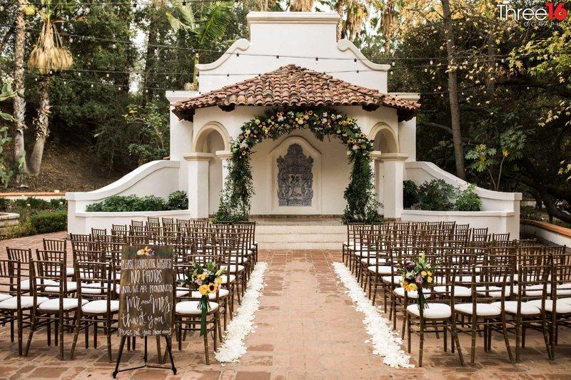 The Wedding Website of Brooke Taylor and James MacNeil