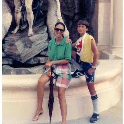 Craig's childhood travels with his mother Scarlett.