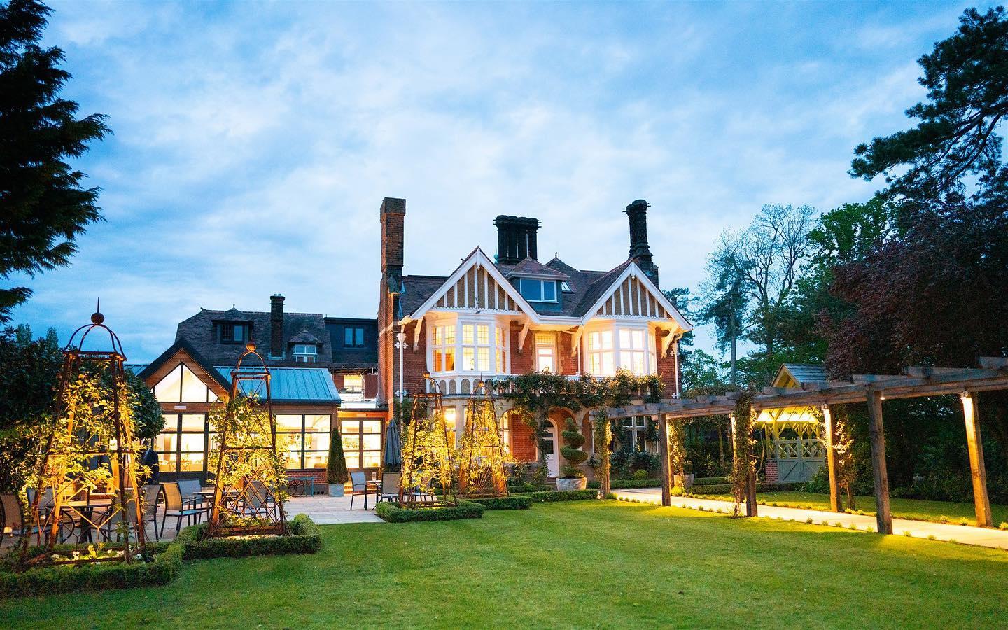 The Wedding Website of Sophie Smith and Zach Kenny