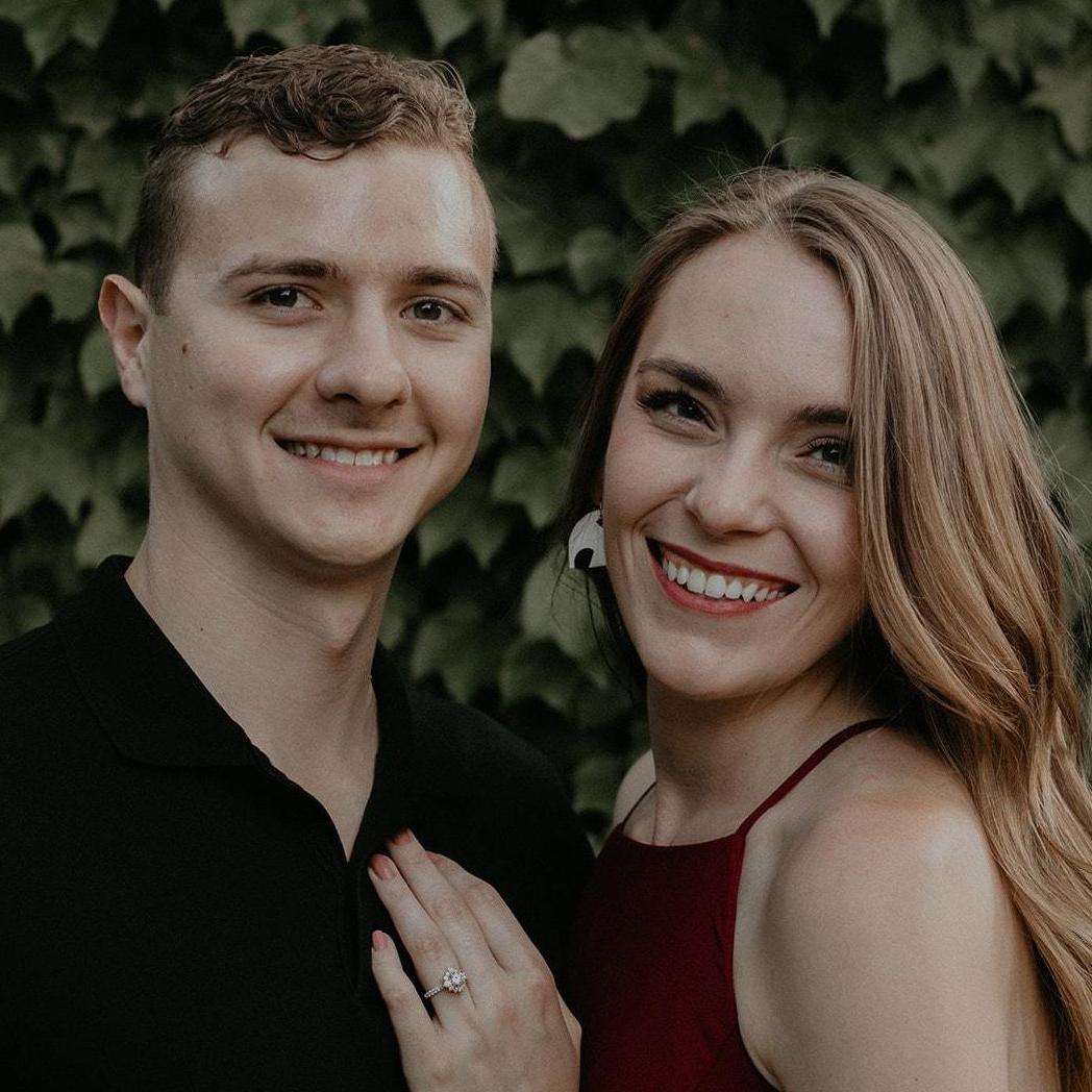 Engagement Photos - Mellon Park